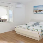 Апартаменты Unforgettable Sea View Bakota