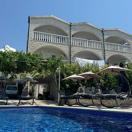 Апартаменты Unforgettable Sea View Bakota *